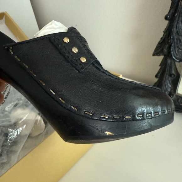 Michael Kors San Antonio mule heels - Picture 6 of 7